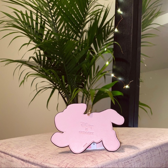 Limited Edition Dalmatian Coach Keychain - Picture 5 of 8